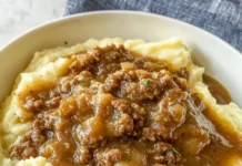 Ground Beef and Gravy Over Mashed Potatoes