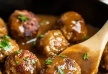 Meatballs in Gravy