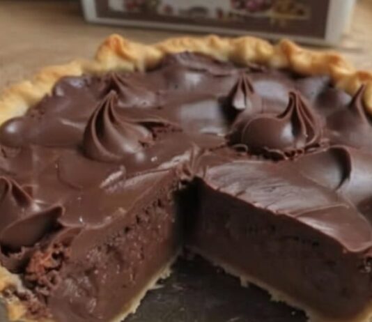 Old-Fashioned Chocolate Pie with Meringue Topping